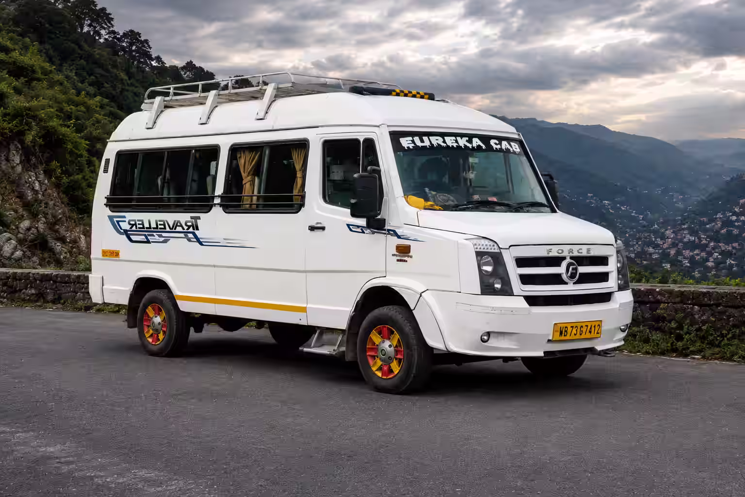TEMPO TRAVELLER